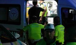 Malatya’da trafik polisi aracına otomobil çarptı: 2’si polis 3 yaralı