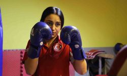 Sokakta laf atıldı, kickboksa başladı! Elif Tıraş dünya ikincisi oldu