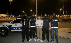 Suç örgütü elebaşı Serkan Kurtuluş Türkiye’ye getirildi! "Uçakta bomba var" diye bağırmış
