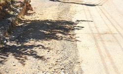 Keçiören'de 2 Aydır Bitmeyen Yol Çilesi! Vatandaş Toz ve Taştan Dertli