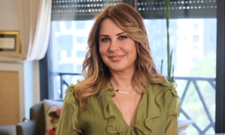 Hande Kazanova kimdir? Hande Kazanova çocuğu var mı? Hande Kazanova Türk mü?