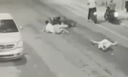78 yaşındaki adam evinden camiye gitmek için çıktı, bir daha dönemedi! Feci kaza kamerada