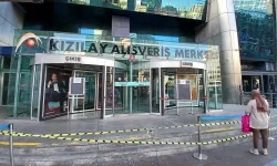 Kızılay AVM önündeki yaya geçişi güvenlik nedeniyle kapatıldı