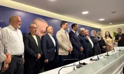 Üsküdar’da kritik seçim öncesi dengeler değişti: 4 CHP’li üye AK Parti’ye geçiyor