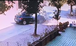Bursa’da feci kaza: İki otomobil kafa kafaya çarpıştı 3 kişi yaralandı