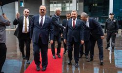Ankara Valisi Canbolat'tan Gölbaşı'na kapsamlı ziyaret: Esnaf ve şehit ailesiyle buluştu