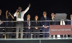 Özgür Özel Bursa’dan seslendi: “Asla geri adım atmayacağız”
