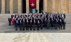 Ankara Valisi Yakup Canbolat Gaziler Günü’nde Anıtkabir’i ziyaret etti