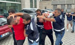 15 yıl hapis cezasıyla aranan hükümlü yakalandı: Evden silah ve sentetik ecza çıktı