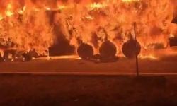 Kars’ta seyir halindeki tır alev aldı: Sürücü son anda kurtuldu