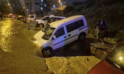 Ankara Keçiören’de yol çöktü: Onlarca araç mahsur kaldı