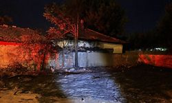 Kontrollü yakılmak istenen ateş rüzgarla yayıldı: Ortalık alevlere teslim oldu