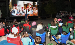Keçiören’de açık hava sinema keyfi: “Tosun Paşa” izleyiciyle buluştu