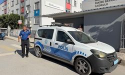 7 yaşındaki öğrencinin çantasından tabanca çıktı!