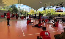 Oturarak voleybol sahaya taşıdı: Ankara'da Sit4Fun Fest gerçekleştirildi