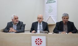 Ankaralı Rusûhî İsmail Efendi'nin Mesnevî şerhleri TYB'de masaya yatırıldı