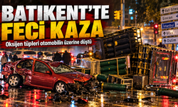 Ankara Batıkent'te feci kaza: Oksijen tüpü taşıyan kamyon devrildi, otomobil hurdaya döndü