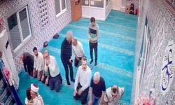 Küçük Altan'ın cami imamıyla duygu dolu kavuşması kamerada