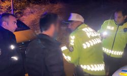 “Ben seyir halinde değilim” diye diretti, polisin sabrını zorladı
