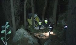 Antalya’da araç 50 metrelik uçuruma yuvarlandı: 2 ölü, 4 yaralı