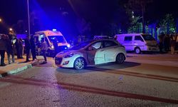 Çorum’da çarpışan otomobil kaldırıma çıktı: 4 yaralı