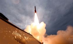 SİPER-2 havadayken hedef değiştirdi: Bakan Kacır test görüntülerini paylaştı
