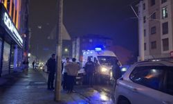 Alkollü şahıs apartman kapısını zorladı, hastanelik oldu!