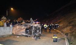 Çevre yolunda feci kaza! Araç 22 metre yükseklikten uçuruma yuvarlandı