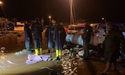 Antalya'da sağanak alarmı: Mahsur kalan 22 kişi kurtarıldı