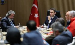 Bakan Bayraktar TİGAD basın heyetiyle buluştu: Türkiye’nin enerji geleceği Filyos’ta ele alındı