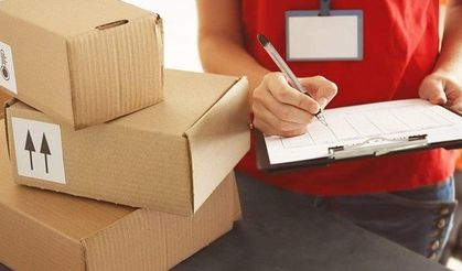 Kargo alırken atılan imzaya dikkat! Dolandırıcıların bu yöntemi hayatınızı karartabilir!