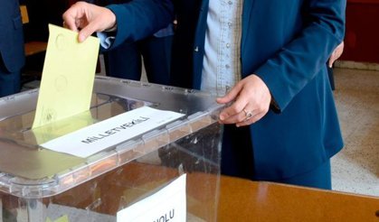 Altaylı’dan çarpıcı seçim analizi: AK Parti dipte ama Erdoğan hâlâ en güçlü aday