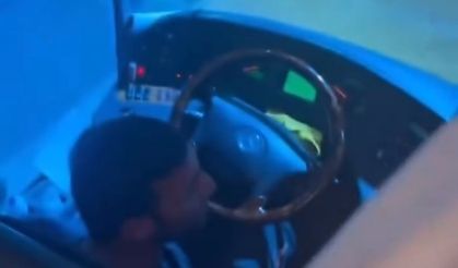 Adana’da Şehirlerarası Otobüste Skandal: Direksiyona Yolcu Geçti!