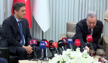 MHP ve DEM Parti bayramlaşmasında olay espri: "DEM'li çay içmiyorum desem..."