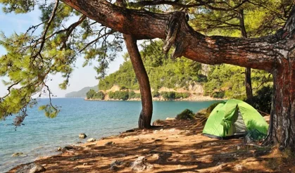 Tatil lüks oldu: Vatandaş özel plajlara giremiyor, halk plajlarında yoğunluk artıyor