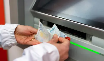 ATM dolandırıcılarından yeni tuzak! Sakın bu tuşa basmayın, tüm paranız çalınabilir!