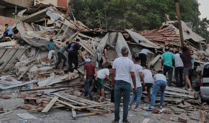 Gölcük Köyü'nden görüntüler geldi! "Allahım her yer yıkıldı"