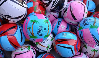 Genç nesillere sporu sevdirecek rengârenk toplar