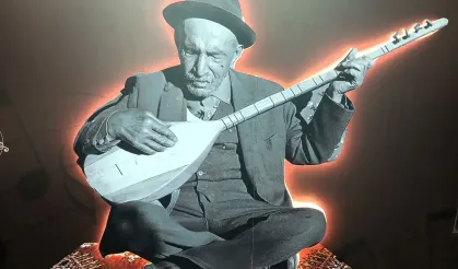 “Milli Kütüphane Hazineleri: Âşık Veysel Sergisi” nostalji yaşattı