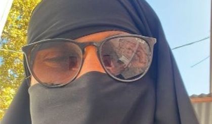 Ankara’da çarşaf giyerek tesettüre hakaret eden şahıs gözaltına alındı!