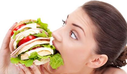 Yanlış beslenmede zehirlenme ve kalp krizi riski var! Uzmanından kritik uyarılar