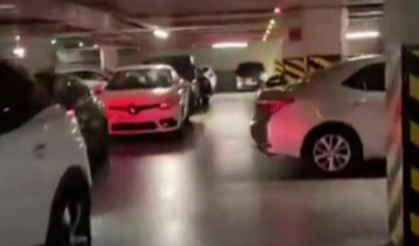 Ankara’da trafik kilitleniyor: AVM çıkışında bile araçlar saatlerce ilerleyemedi!