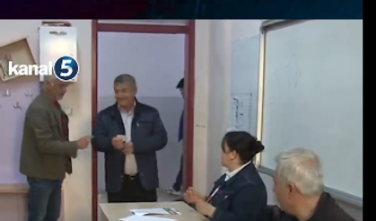 Ankara’yı karıştıran ittifak iddiası! Siyaset sahnesinde taşlar yerinden oynuyor