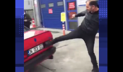 Ankara'da şaşırtan görüntü: Muayeneden kalan sürücü aracını parçaladı!