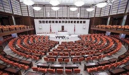 TBMM'de yeni dönem! Bunu yapan vekillerin maaşı kesilecek
