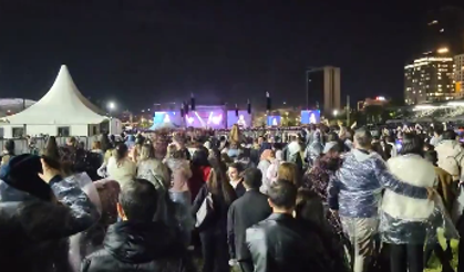 Ankara’da Tarkan coşkusu! Konsere balkondan katıldılar