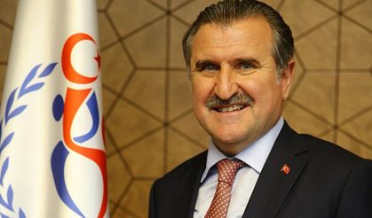 Bakan Osman Aşkın Bak’tan milli para bisikletçilere tebrik!