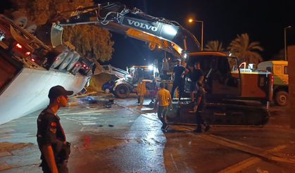 Antalya’daki tır kazasında kırmızı ışık detayı: 2 kişi hayatını kaybetti