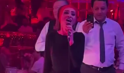 Ankara gecelerinde Yıldız Tilbe sürprizi! Sincanlı Mustafa ile karşılıklı oynadı