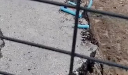 Ankara’da çöken yol 6 aydır yapılmadı: Mahalleli yağışlar öncesi önlem istiyor